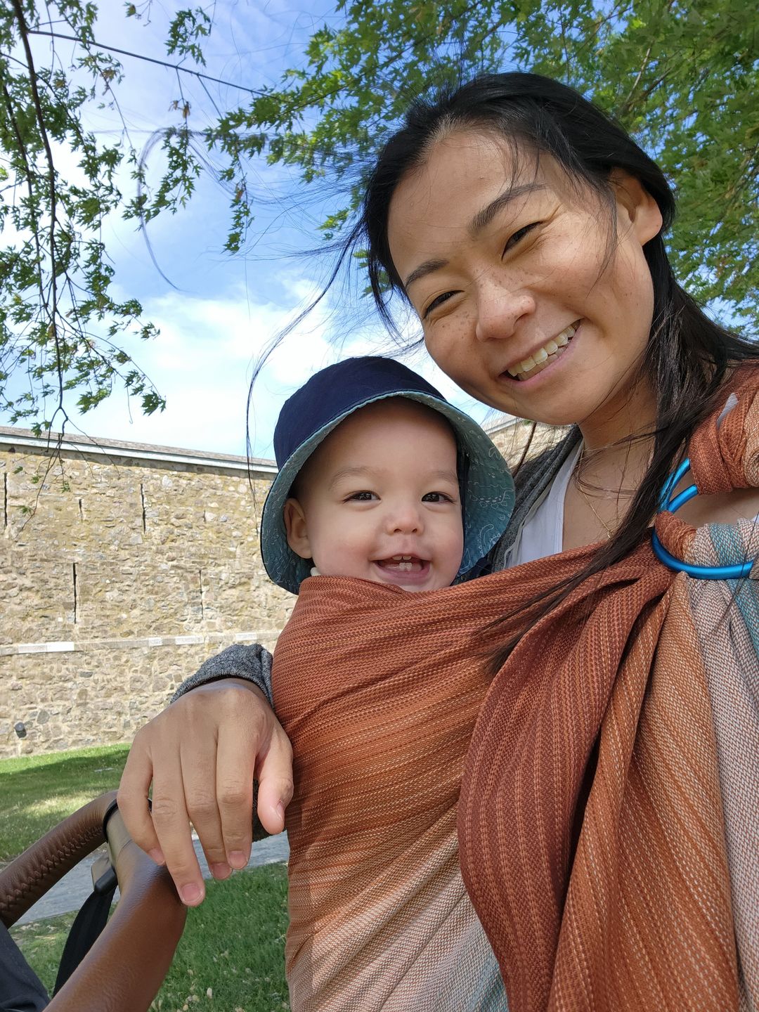 Customer photo review of Écharpe Ajustable Tissée (Ring Sling) | Nature