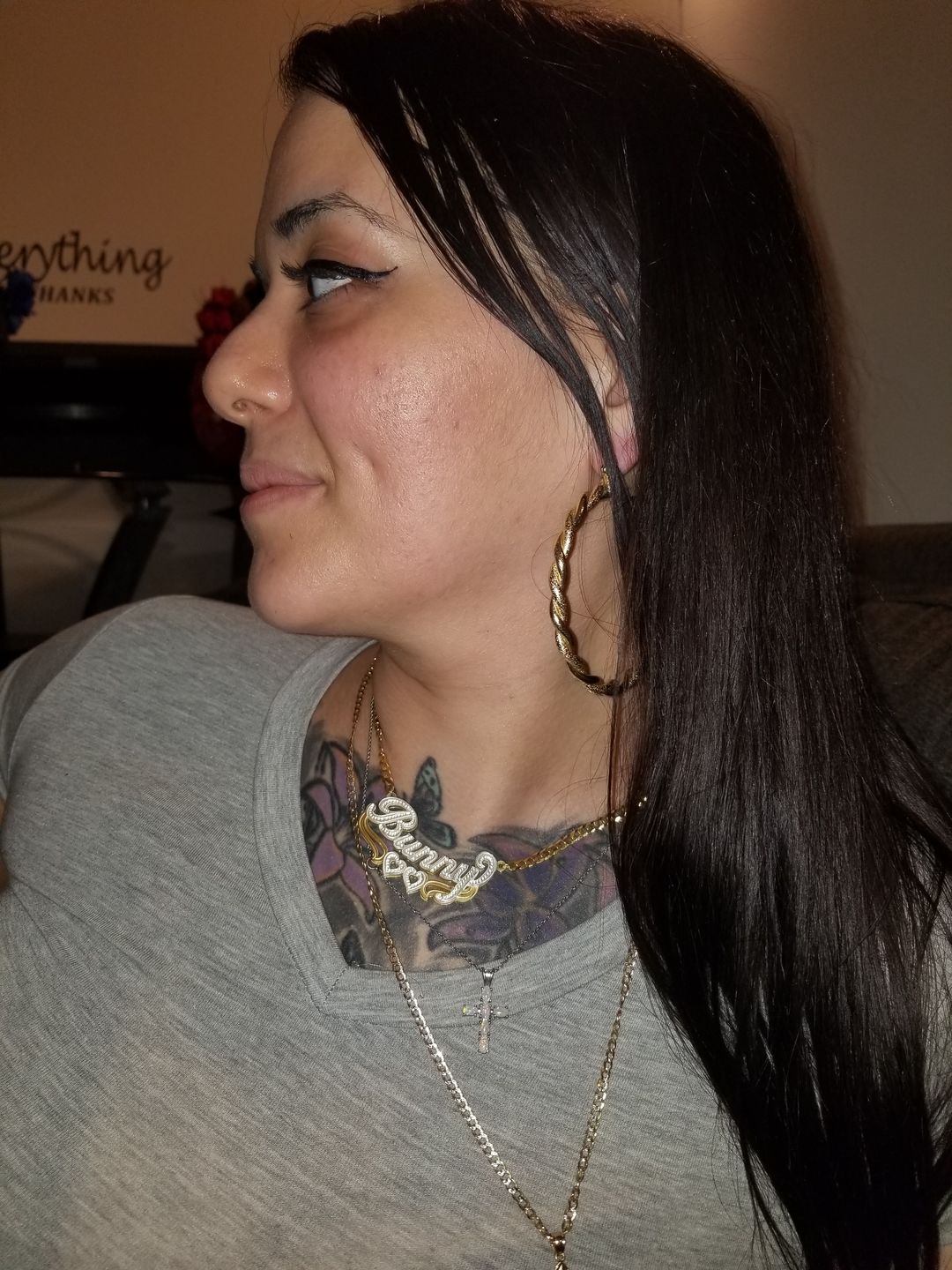 Customer photo review of Double Plated Nameplate Necklace "Bianca"