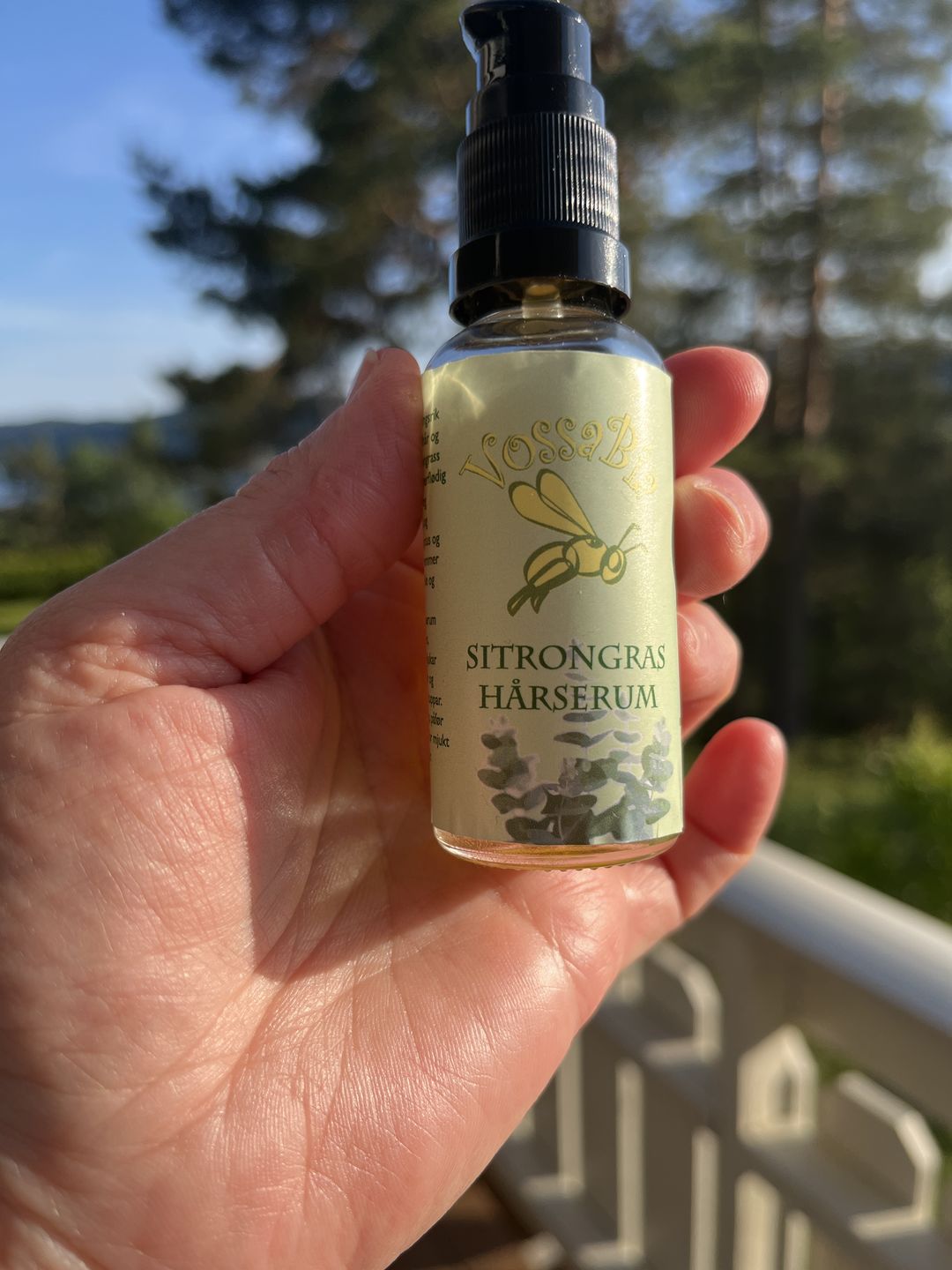 Kundenfoto-Rezension zum Lemongrass-Haarserum
