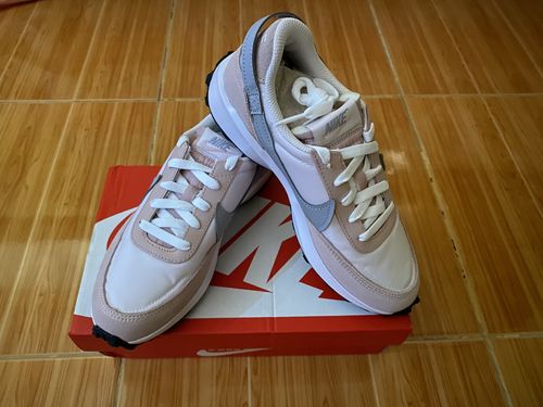 Esa Katrina B. review of Nike Women's Waffle Debut Casual Shoes image 1 out of 1
