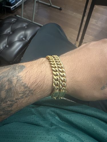 Customer photo review of Cuban Bracelet (Gold) 8mm