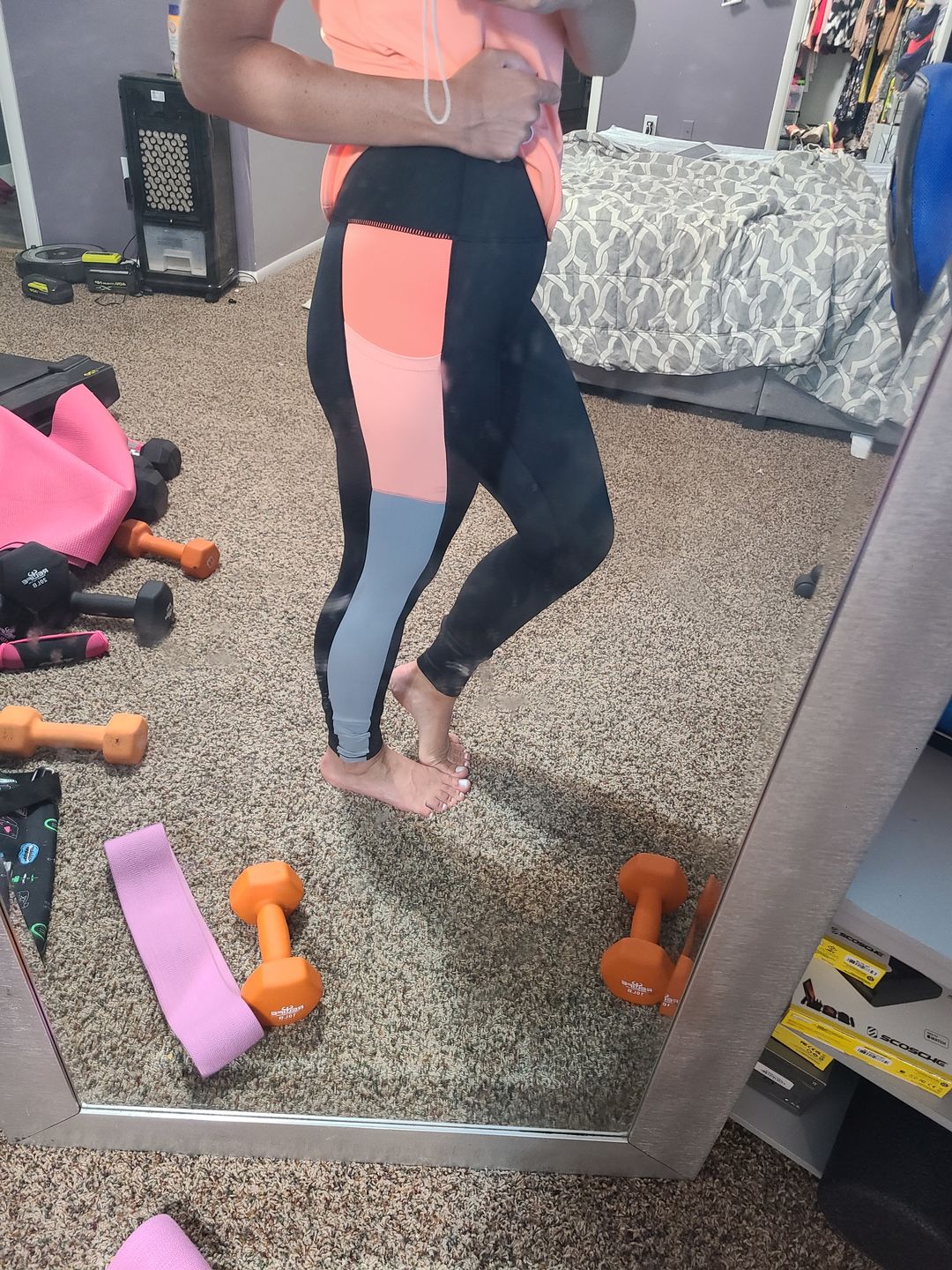 Customer photo review of Inspire Leggings - Coral Colorblock | MT SPORT