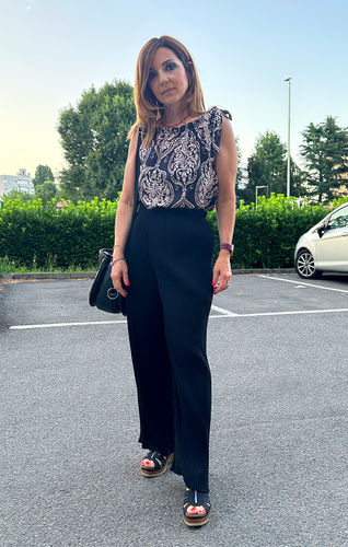 Customer photo review of Pantalone morbido plissettato