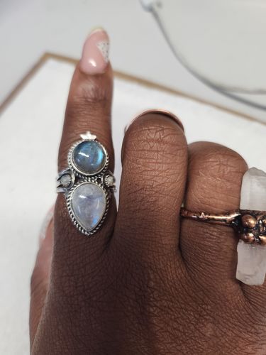 Customer photo review of Celestial Moonstone and Labradorite Silver Ring