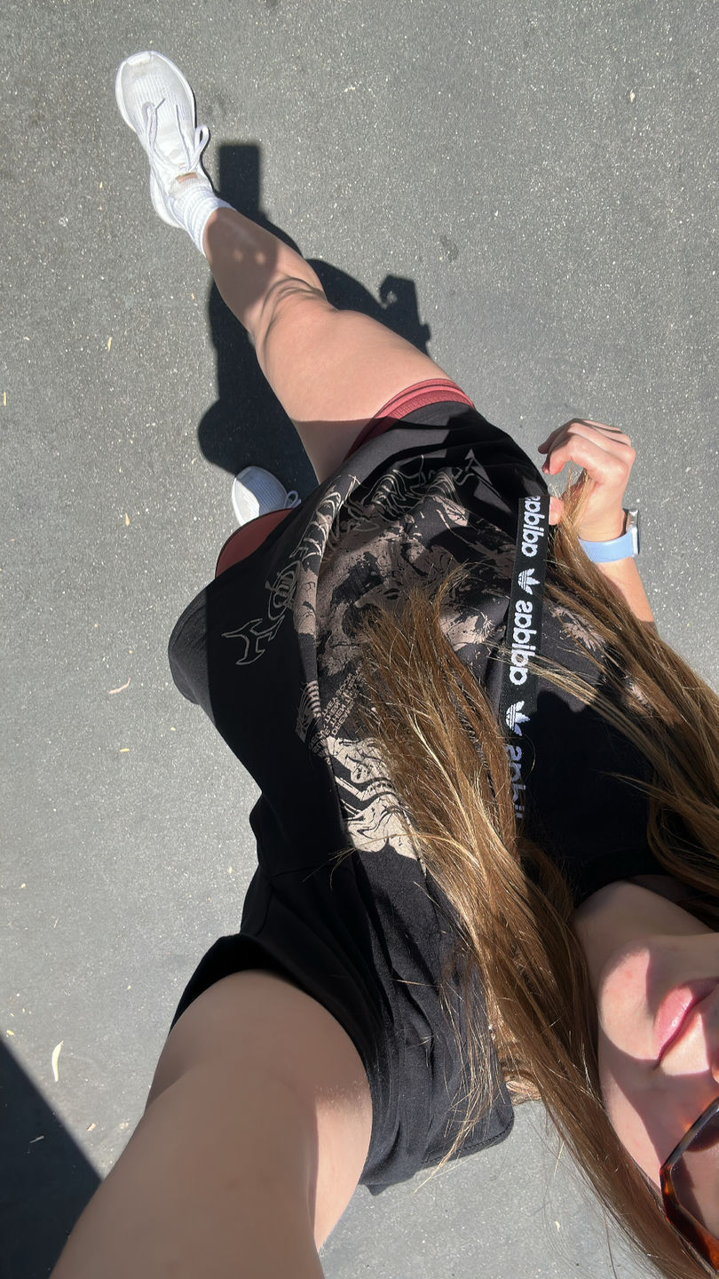 Customer photo review of W427 Phantom Oversized Tees