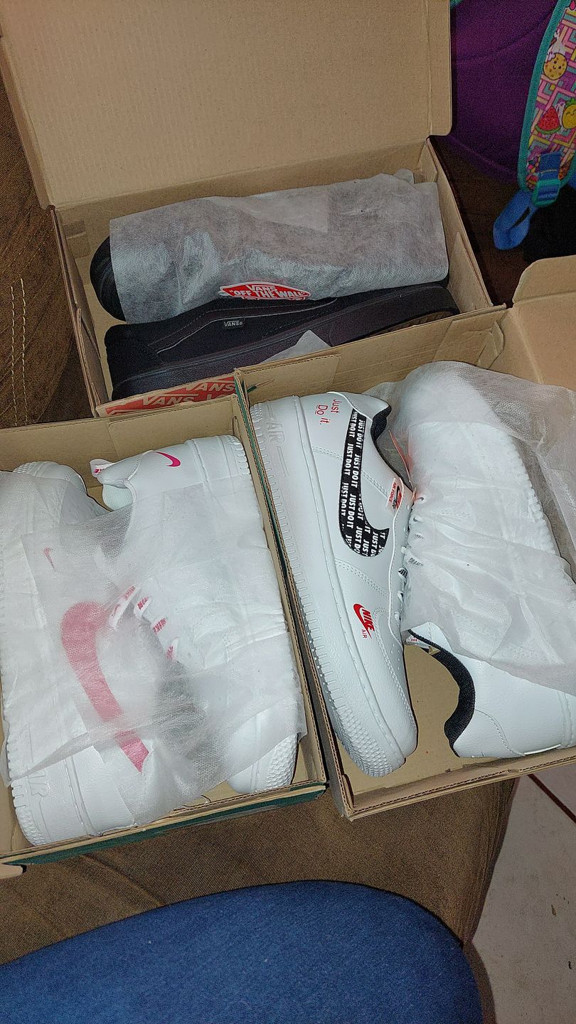Customer photo review of Tenis 275 Blanco Fiusha