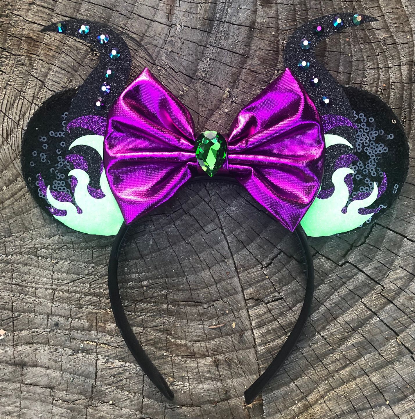 Customer photo review of Mistress of All Evil Fire Minnie Ears