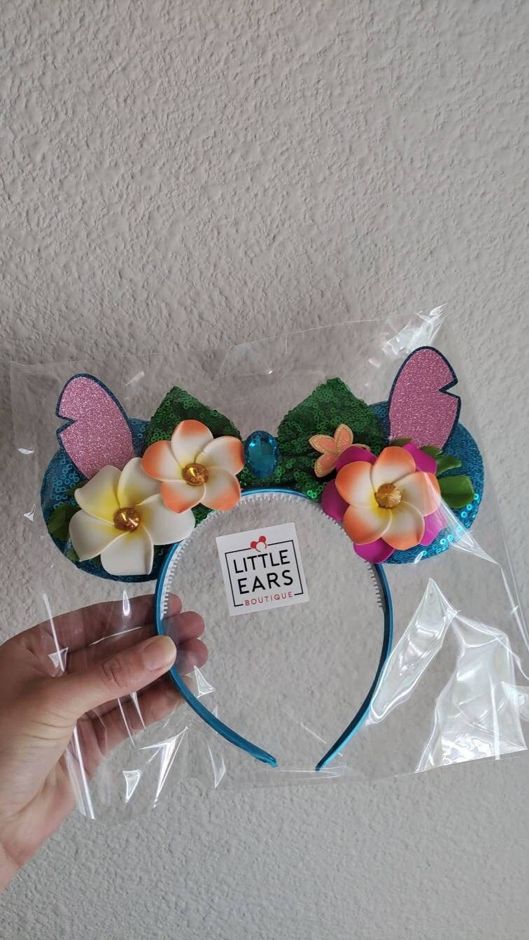 Customer photo review of Stitch Hawaii Mickey Ears