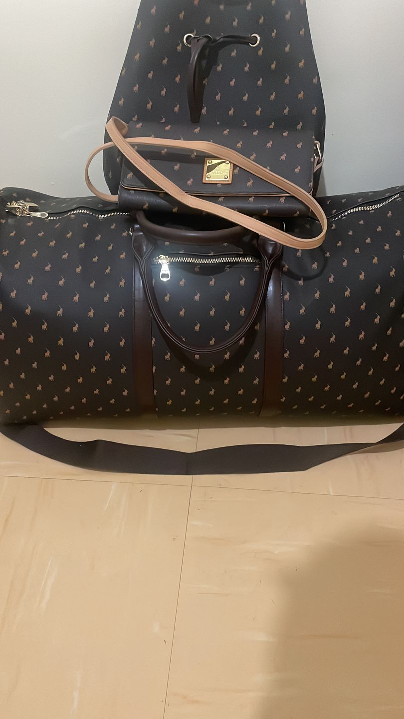 Customer photo review of Signature Travel Large 60cm Duffle