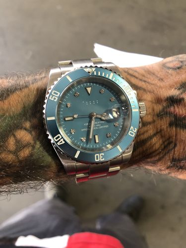 Customer photo review of Pascal Royal Luxe Diamond Watch (Sky Blue Bezel)