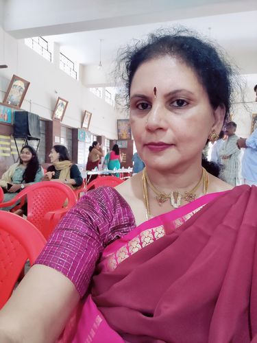 Customer photo review of Rubans 22K Gold Plated Necklace Set With Studded AD Design