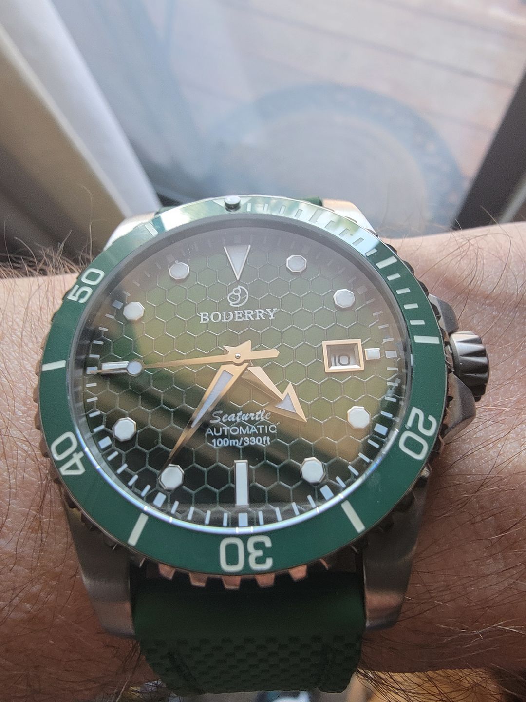 Customer photo review of SEATURTLE.OCEAN(TITANIUM) - Automatic Titanium Diver Watch | Turtle Green
