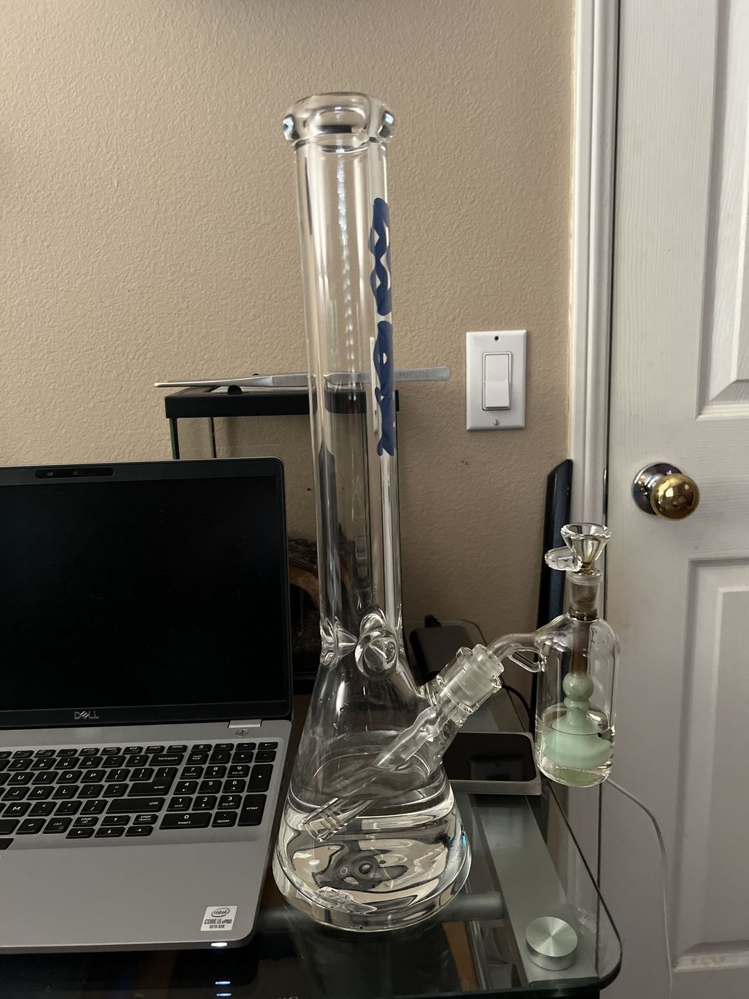 Customer photo review of 18" x 9mm Beaker Bong
