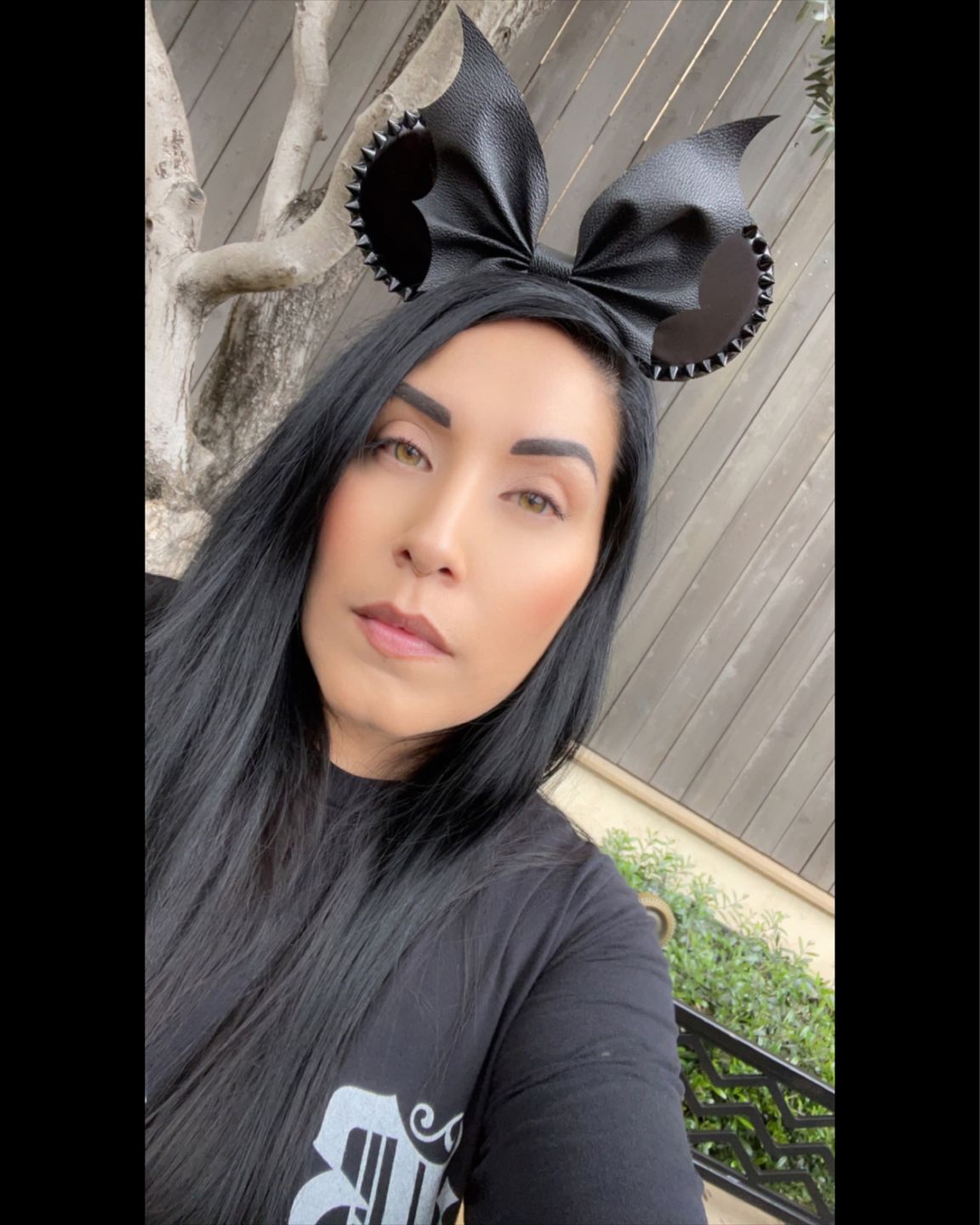 Customer photo review of Bat Bow Spikes Mickey Ears