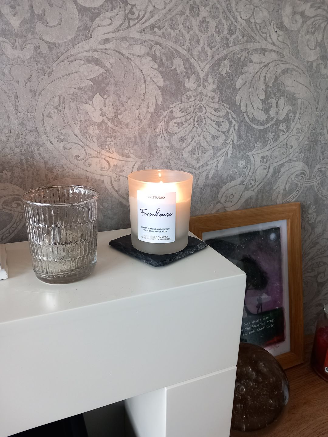 Customer photo review of "Farmhouse" Sweet Almond & Apple Candle