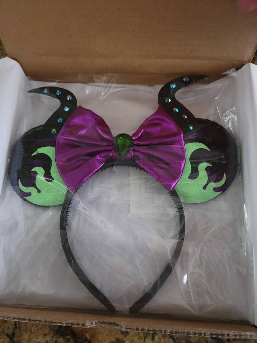 Customer photo review of Mistress of All Evil Fire Minnie Ears