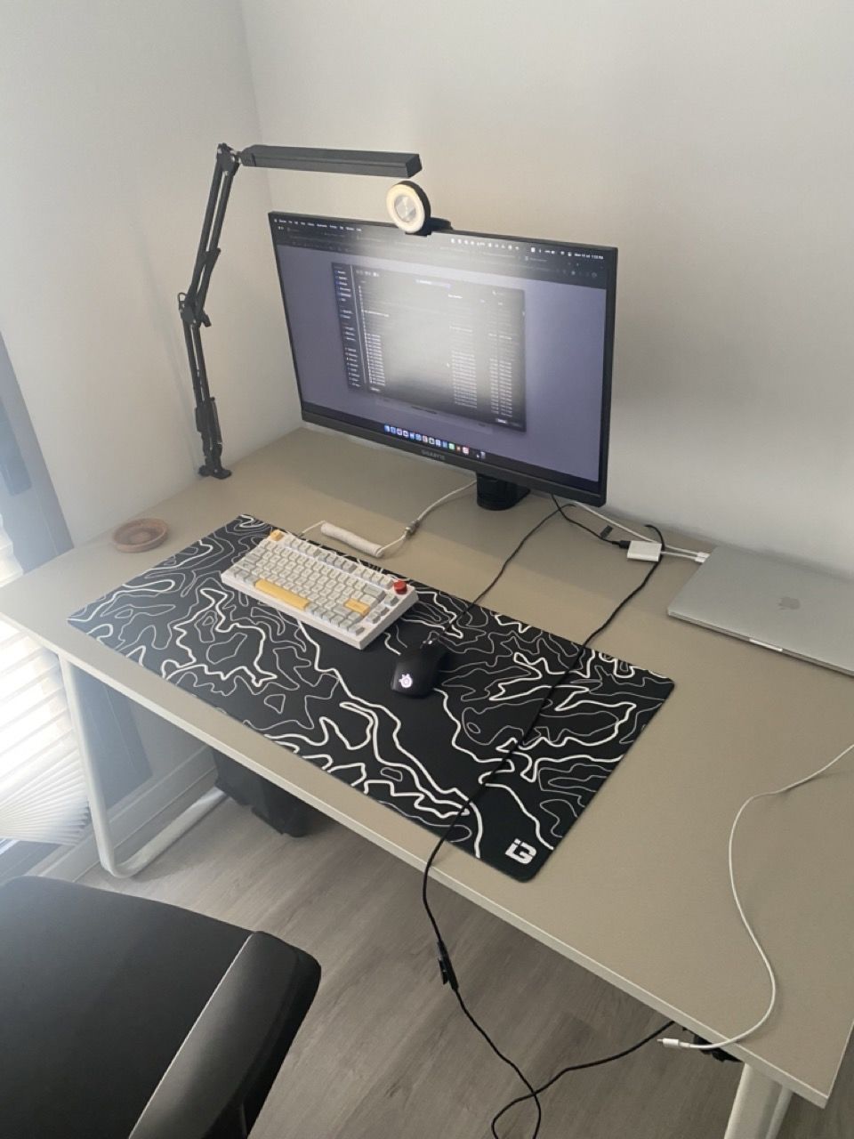 Customer photo review of Topograph - Black