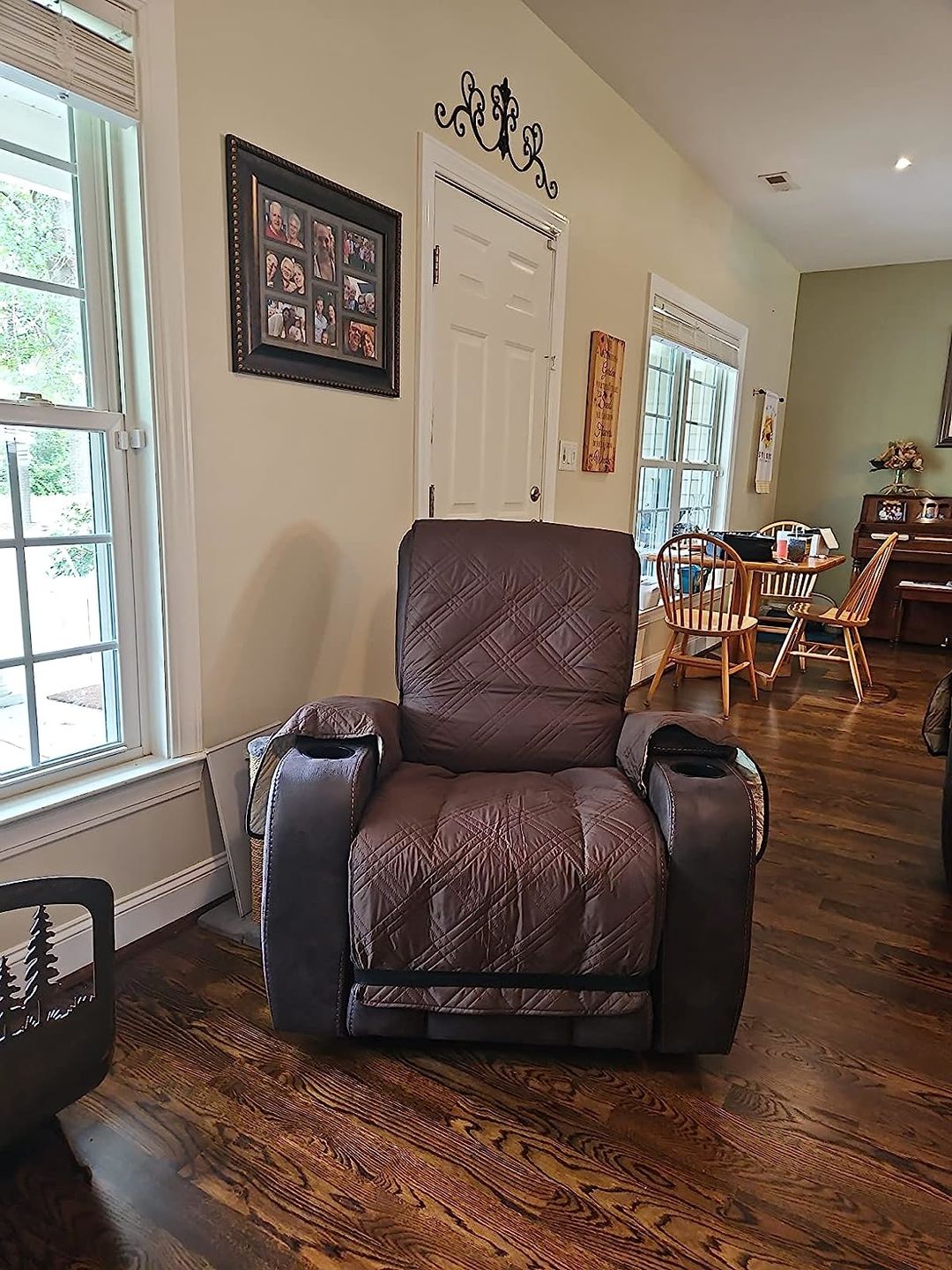 Customer photo review of Waterproof Recliner Chair Cover with Double Straps