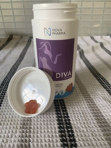 Customer photo review of Nova Pharma - Diva Jujubes à la biotine (60 jujubes)