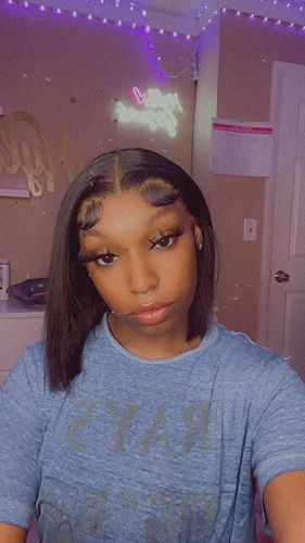 Customer photo review of Melting! Glueless Straight Bob Wig Swiss HD Undetectable Lace 5x5 HD Lace Closure Wig