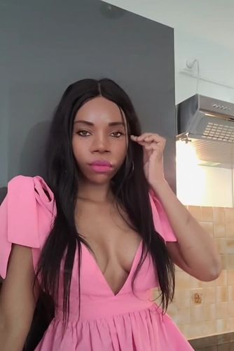 Customer photo review of T-Lace Straight Brun Foncé
