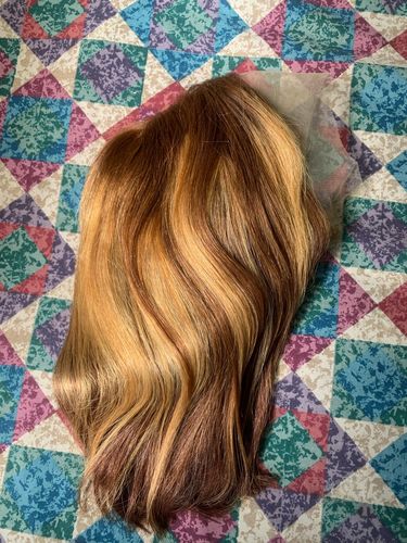 Customer photo review of 200% Honey Brown Highlights Colored Lace Frontal Bob Wig