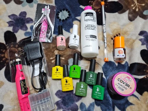 Customer photo review of Acrílico Make Cover Almond 2 oz Fantasy Nails