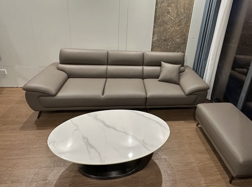 Customer photo review of PERRY - Sofa văng da 3 chỗ tựa gật gù