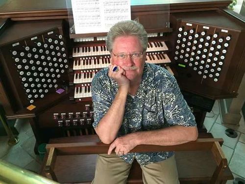 Customer photo review of New Black Green Paisley Silk Men's Long Sleeve Shirt