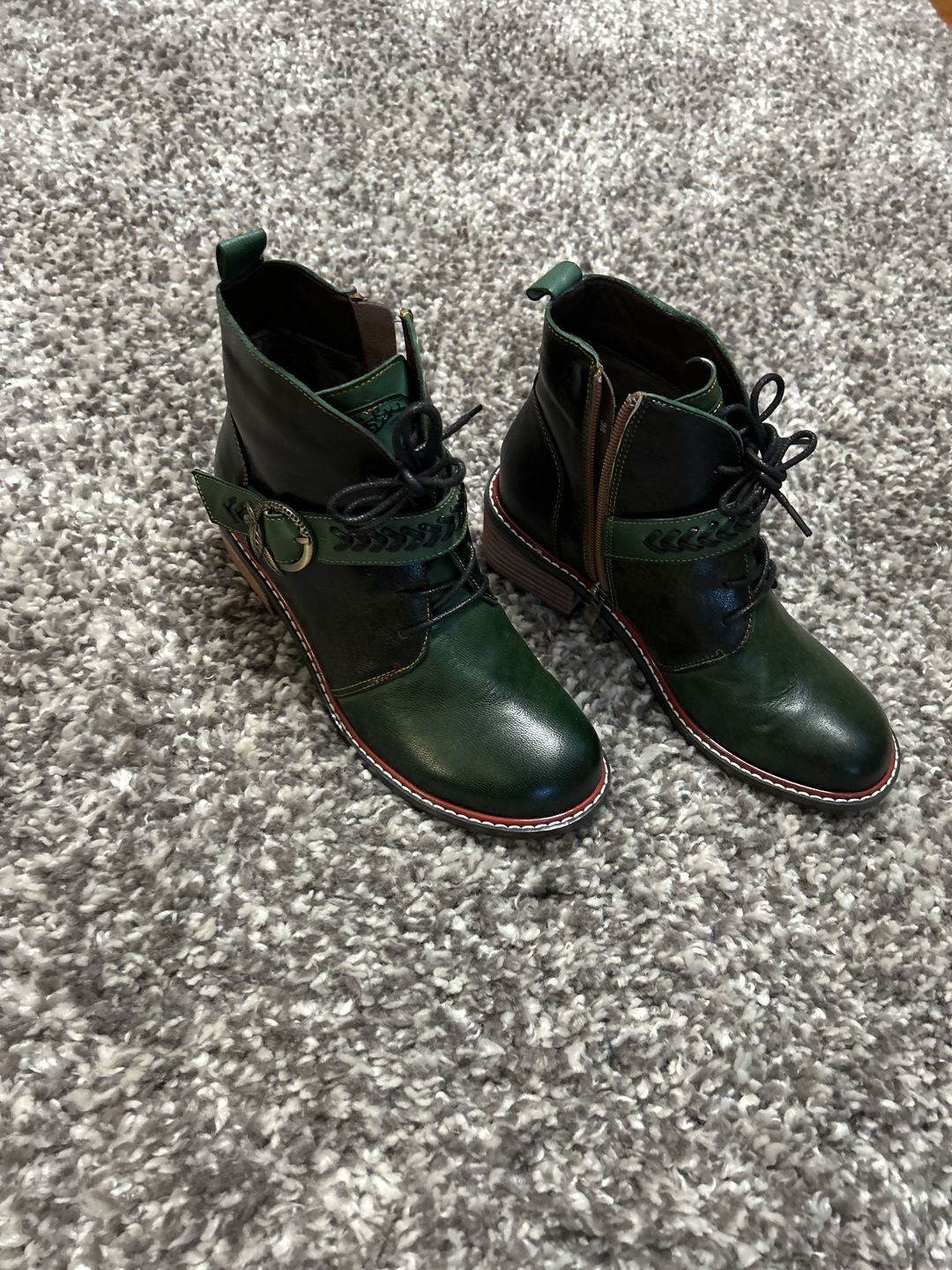 Customer photo review of Retro Casual Style Strap Low Heel Booties