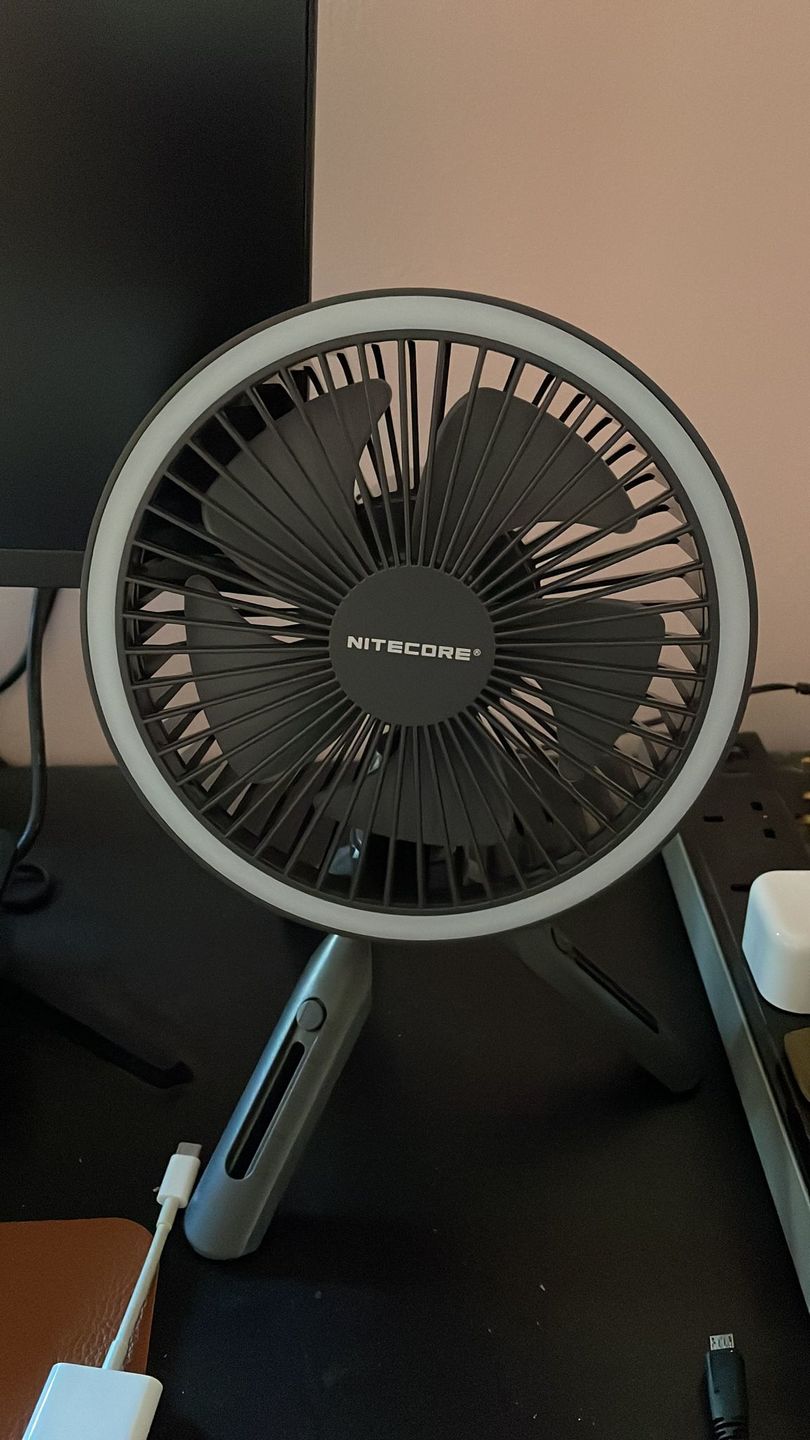 Customer photo review of NEF10 - LED Fan (10,000mAh)