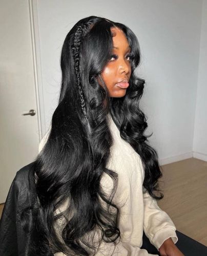 Customer photo review of Melting! Loose Wave Swiss HD Undetectable Lace 13x4 Lace Frontal Wig