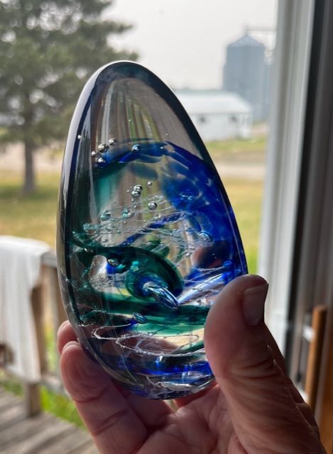 Customer photo review of Glimmer Egg with Cremation Ash