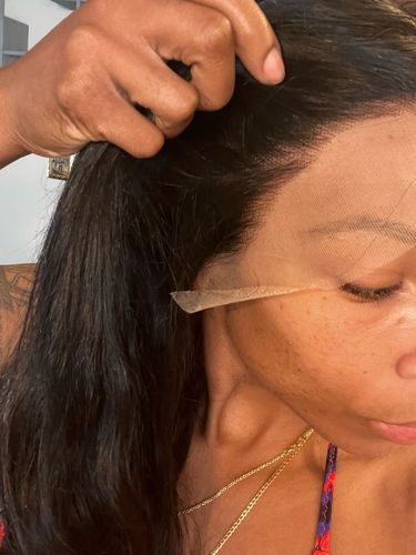 Customer photo review of Melting! Loose Wave Swiss HD Undetectable Lace 13x4 Lace Frontal Wig