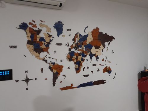 Customer photo review of 3D Wooden World Map brown and Blue