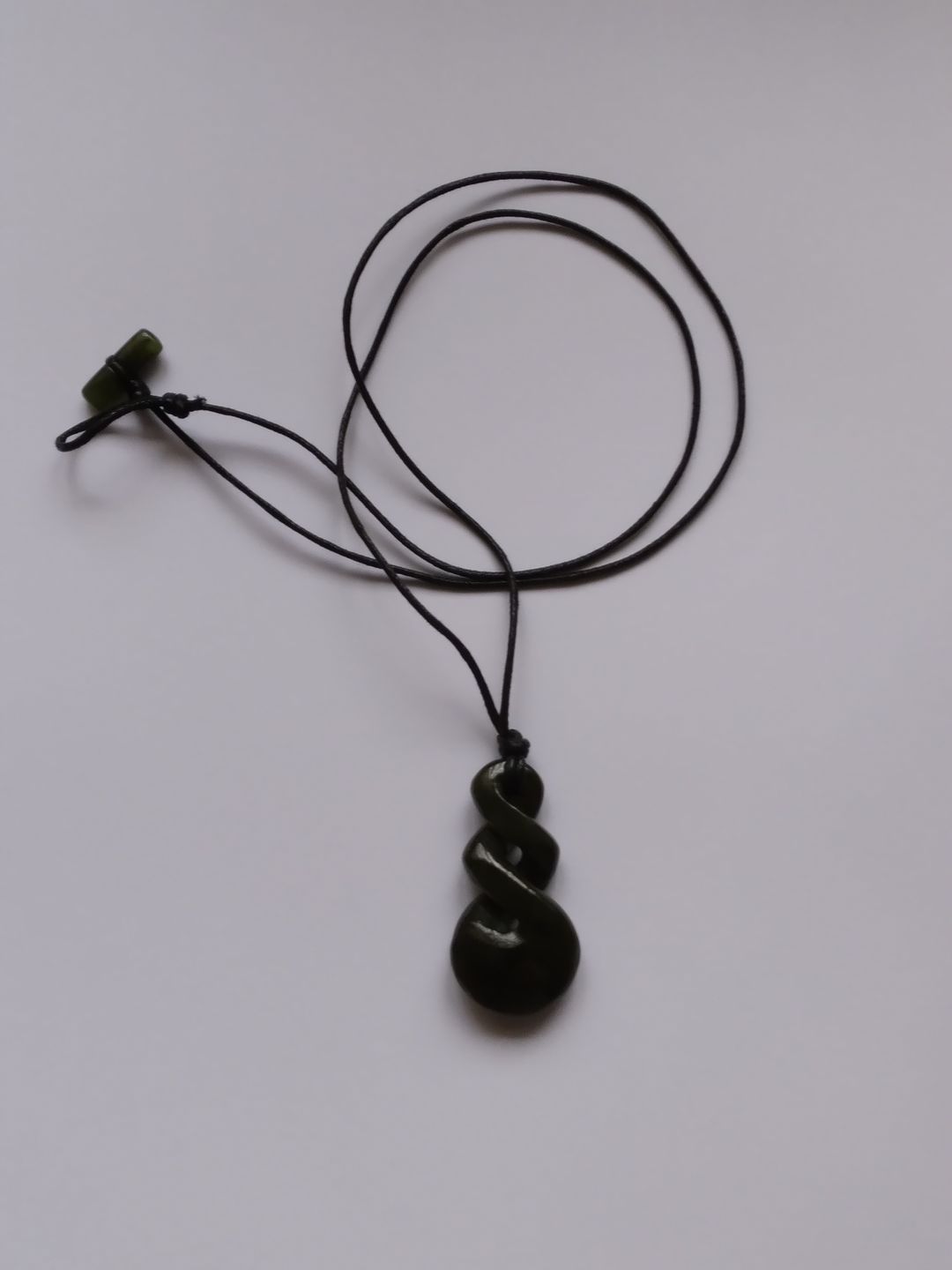 Customer photo review of Waxed cord with Greenstone Toggle