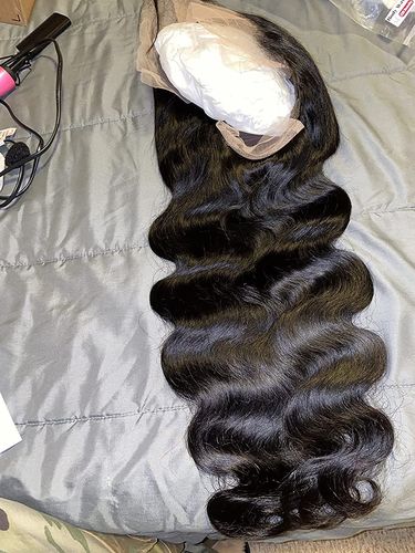 Customer photo review of Melting! Loose Wave Swiss HD Undetectable Lace 13x4 Lace Frontal Wig