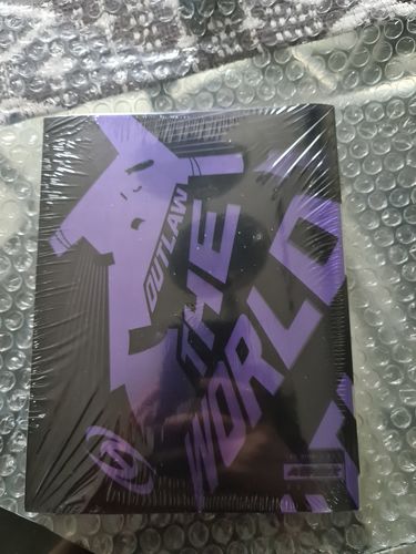Customer photo review of ATEEZ 9th Mini Album - THE WORLD EP.2 : OUTLAW