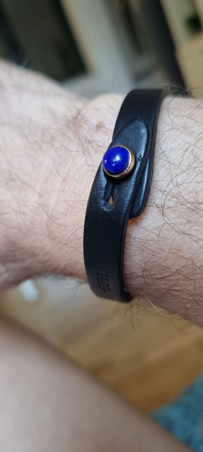 Customer photo review of Bracciale pelle io Lapislazzuli Tulsi
