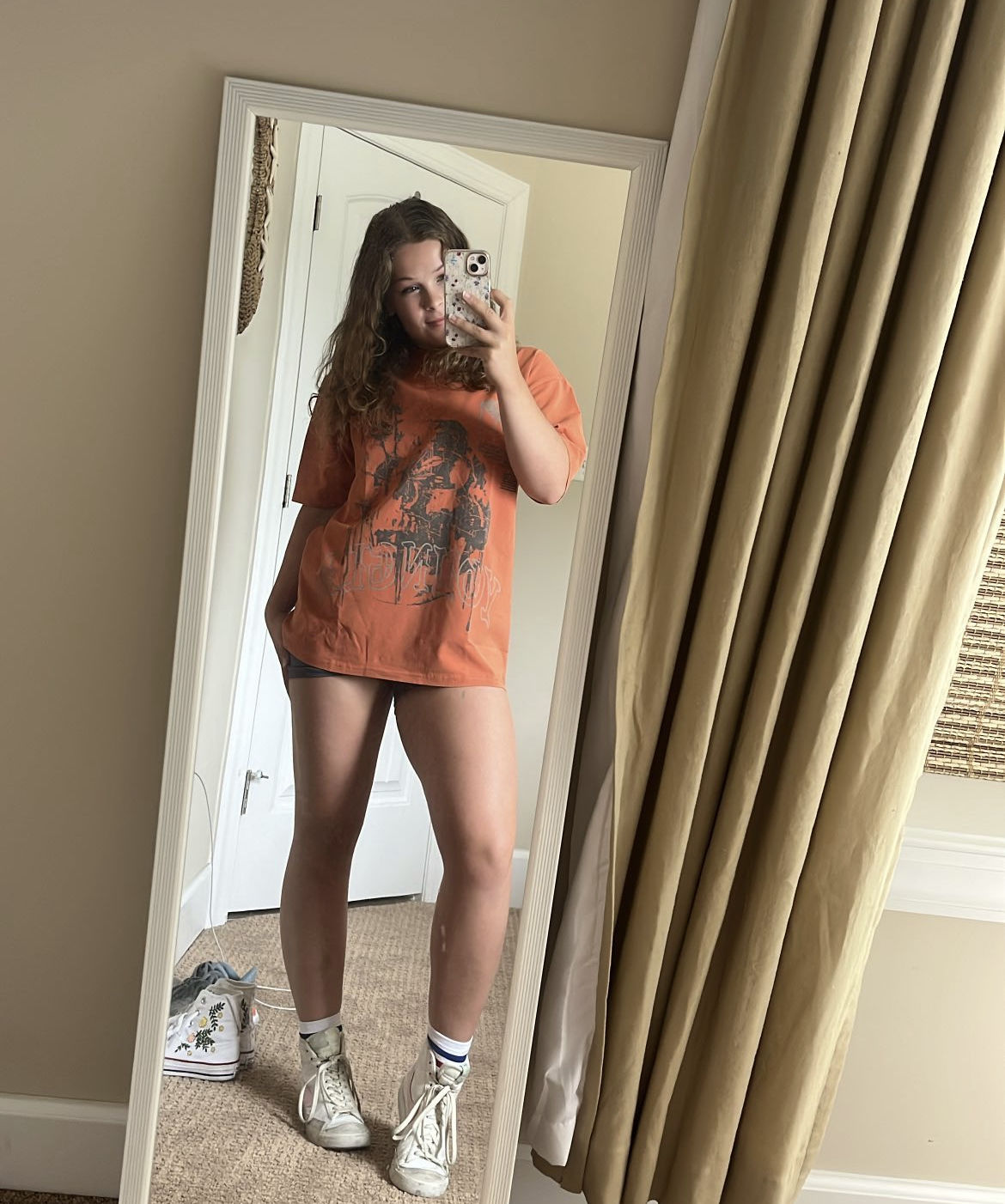 Customer photo review of W427 Phantom Oversized Tees
