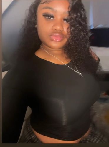 Customer photo review of 4C Edge! Kinky Curly Swiss HD Undetectable Lace 13x4 Lace Frontal Wig