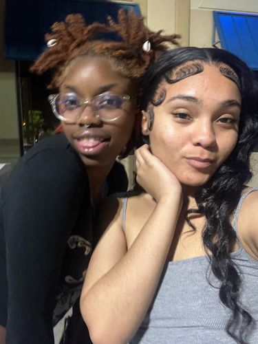 Customer photo review of Melting! Loose Wave Swiss HD Undetectable Lace 13x4 Lace Frontal Wig