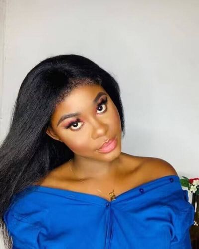 Customer photo review of 4C Edge! Kinky Straight Swiss HD Undetectable Lace 13x4 Lace Frontal Wig