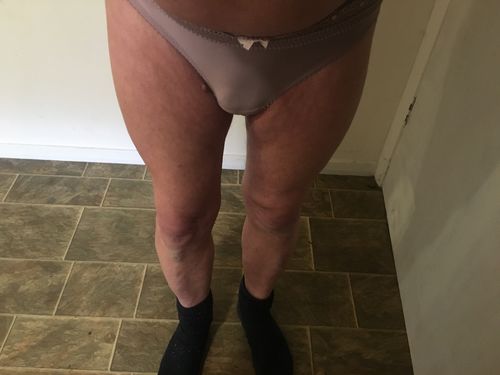 Customer photo review of SHOW OFF MOCHA BIKINI BRIEF