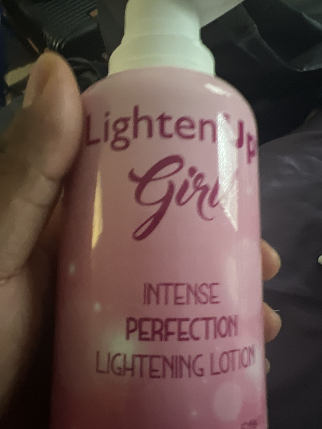 Customer photo review of Omic LightenUp Girl! Intense Perfection Lightening Lotion - 400ml / 13.5 Oz