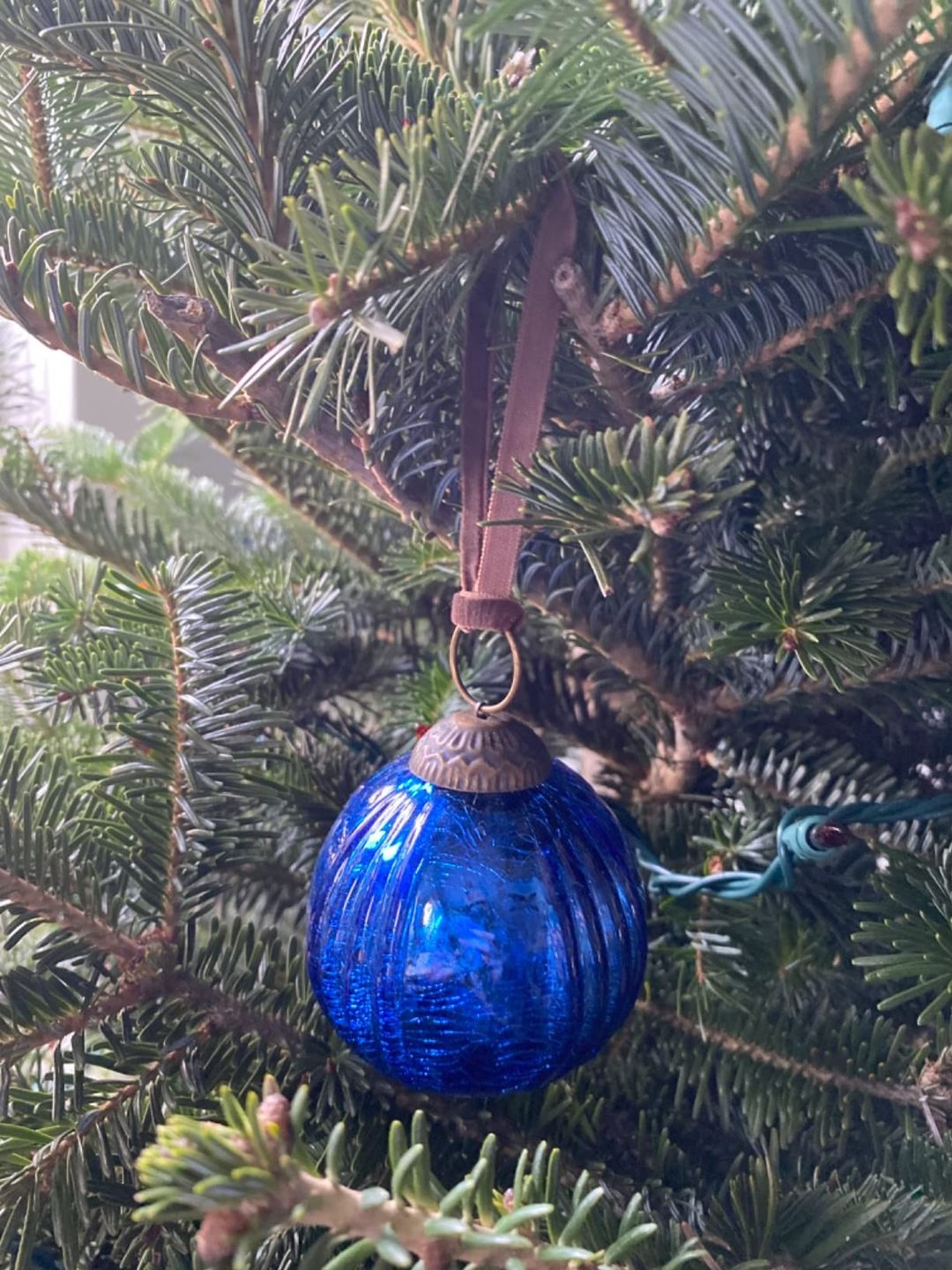 Customer photo review of Set of 4 Blue Mercury Glass Ornaments (3.15 Inch Grooved Crackle Ball) - Perfect for Christmas Tree, Hanging Holiday Decoration, Gifts & Home Decor