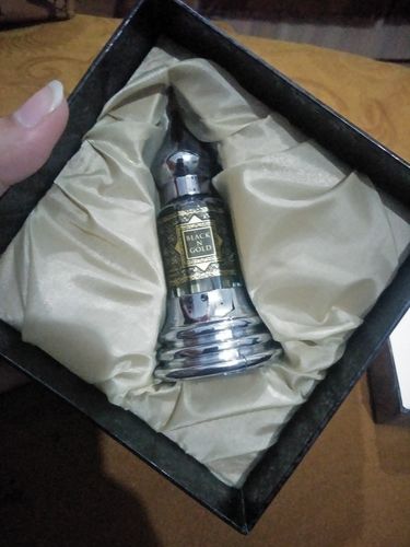 Customer photo review of Black N Gold | Premium Attars | 12ml