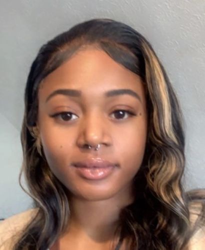 Customer photo review of Luvwin 180% Density Popular Highlight HD Lace Frontal Body Wave Wig