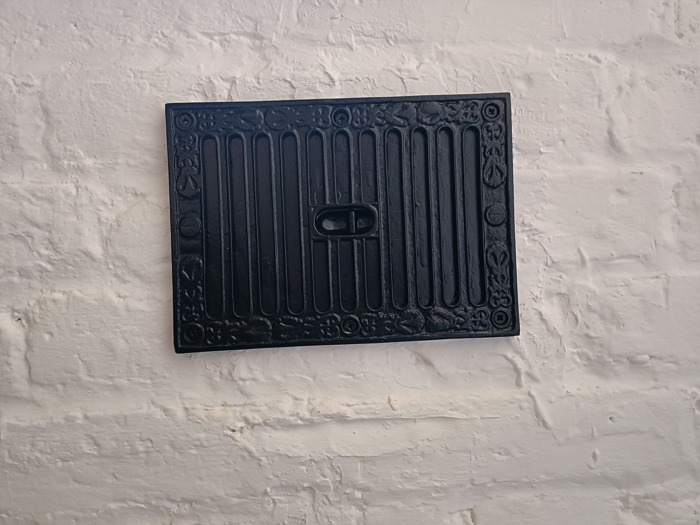 Customer photo review of Black Kenrick Hit & Miss Air Vent · 9 x 6 Inch ·