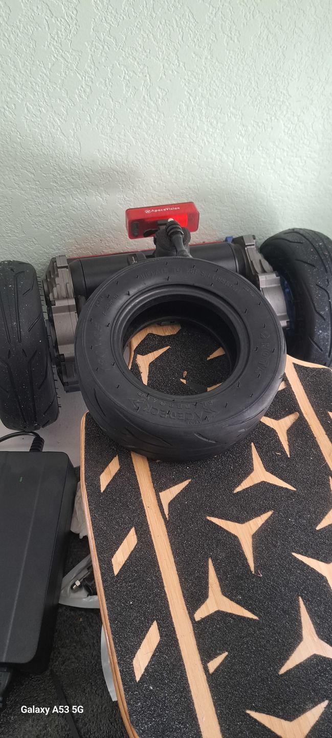 Customer photo review of Nomad N1 Hota Vacuum Tire